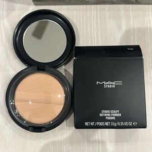 MAC Studio Sculpt Powder - Shade Medium